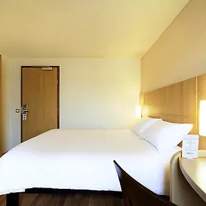 3* ホテル イビス トゥール エッフェル カンブロンヌ 15区