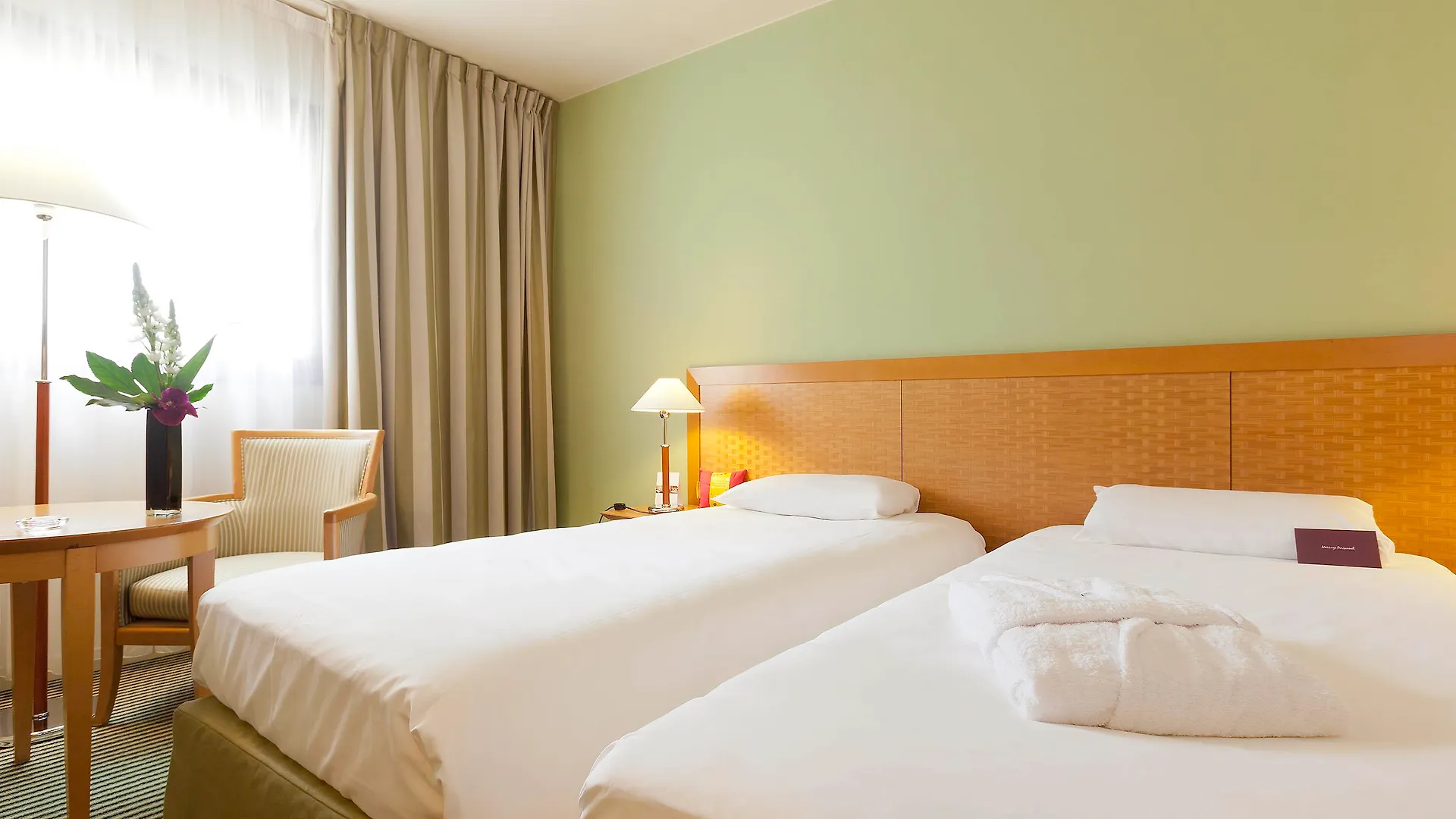 Mercure Paris Porte De Versailles Expo Vanves 4*,