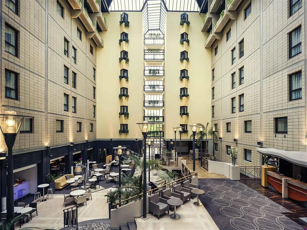 Mercure Paris Porte De Versailles Expo Vanves 4*,