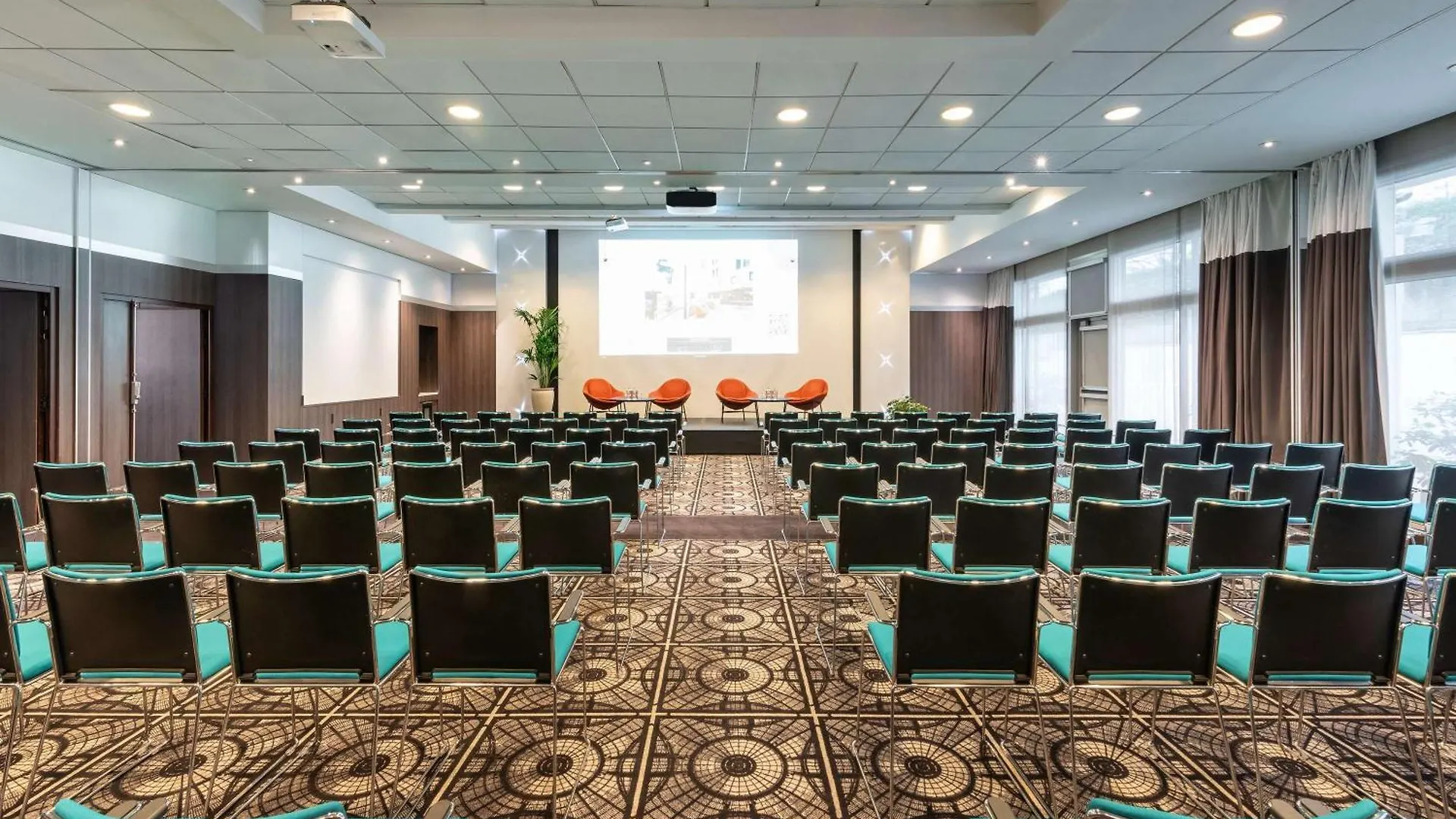 Mercure Paris Porte De Versailles Expo Vanves