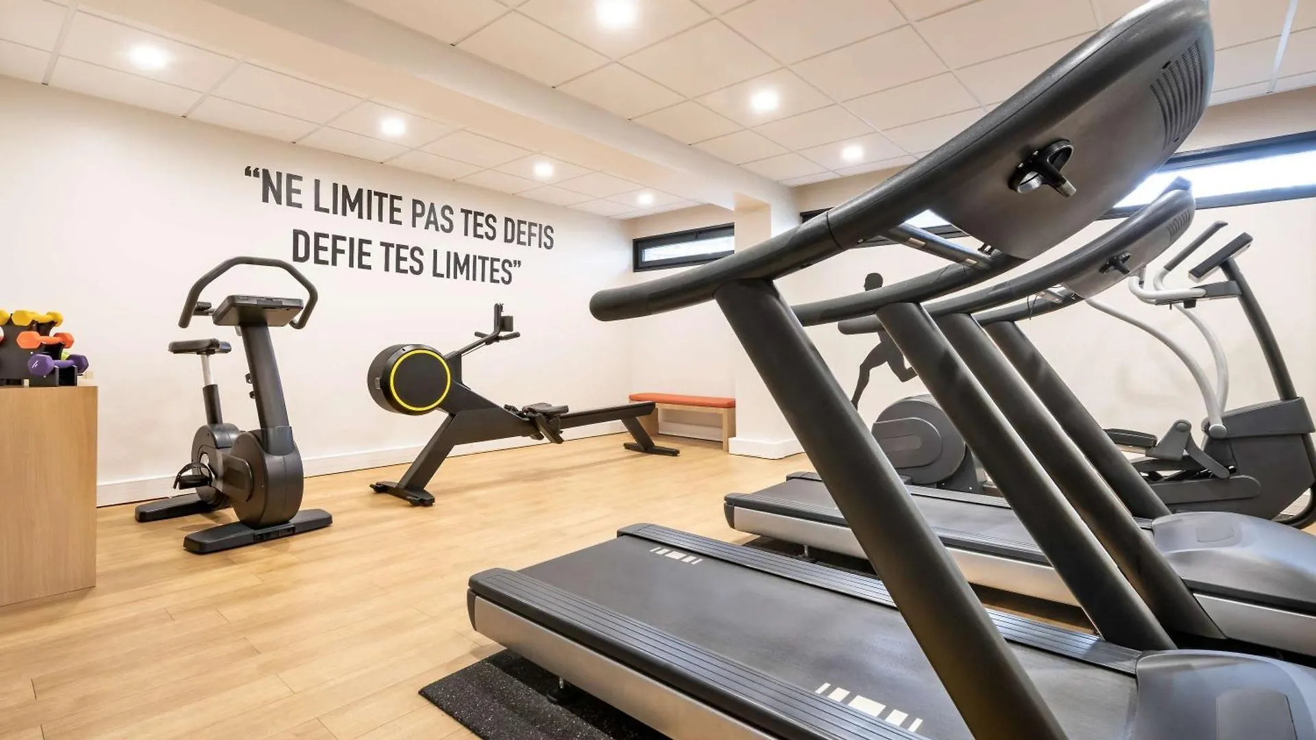 Mercure Paris Porte De Versailles Expo Vanves 4*,  France